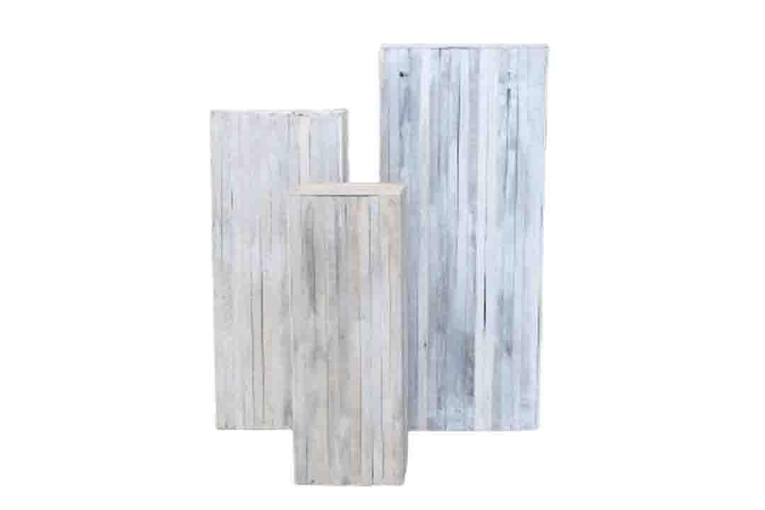 Podest aus Kiefernholz Set/3 white-washed H120x50cm Podest aus Kiefernholz Set/3 white-washed H120x50cm