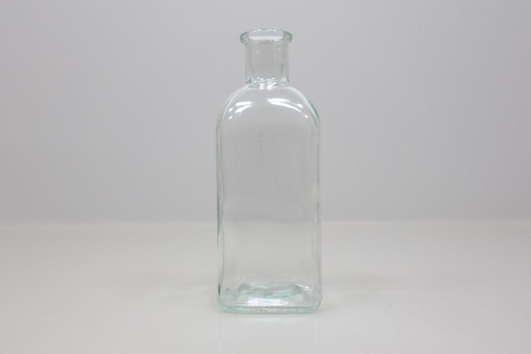 Glasflasche eckig klar D7x7cm Höhe 18cm