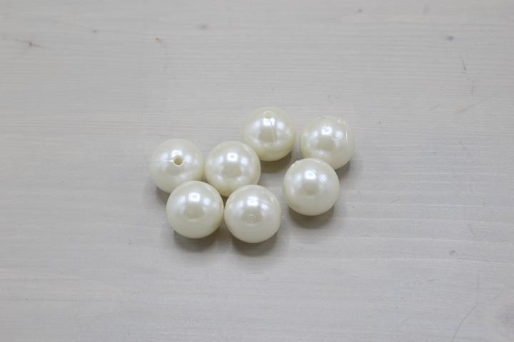 Perlen Kunststoff creme 8mm 300 Gramm
